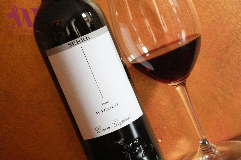 VANG Ý GIANNI GAGLIARDO BAROLO CASTELLETTO SERRE 14 ĐỘ