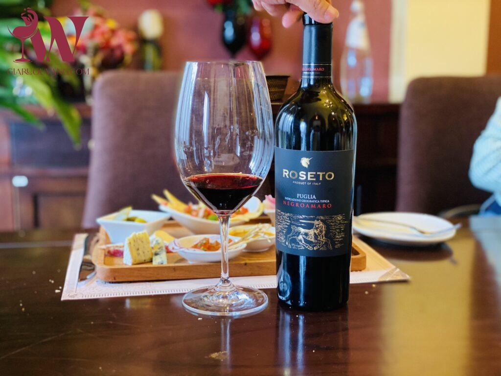 VANG Ý ROSETO NEGROAMARO PUGLIA 15 ĐỘ SIÊU RẺ