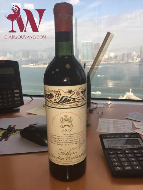 VANG PHÁP CHATEAU MOUTON ROTHSCHILD 1957