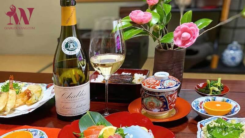 VANG TRẮNG LOUIS LATOUR CHABLIS LA CHANFLEURE