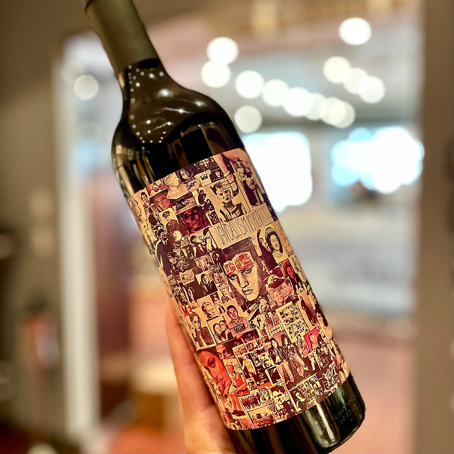 VANG MỸ ORIN SWIFT ABSTRACT