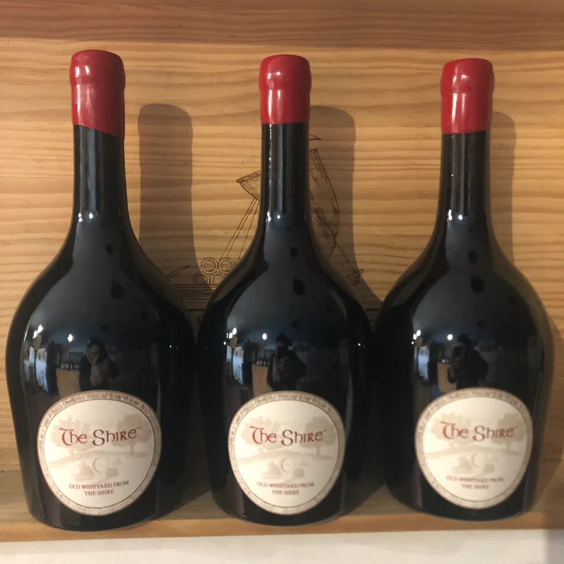 RƯỢU THE SHIRE THE LORD OF THE RINGS PINOT NOIR