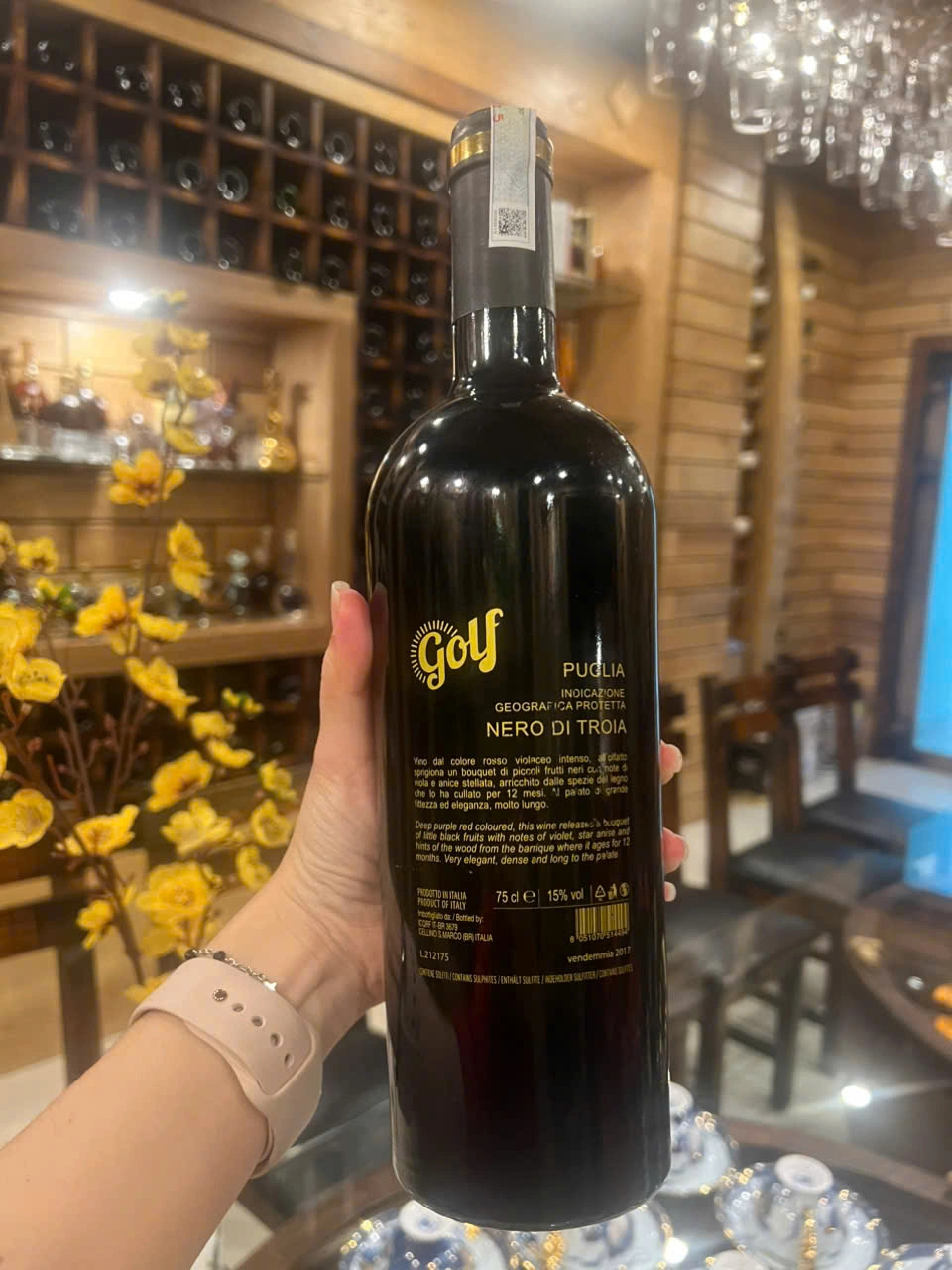 RƯỢU VANG Ý GOLF NERO DI TROIA